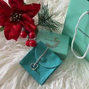 💯 % authentic Tiffany &Co. 925 Elsa Peretti Apple necklace